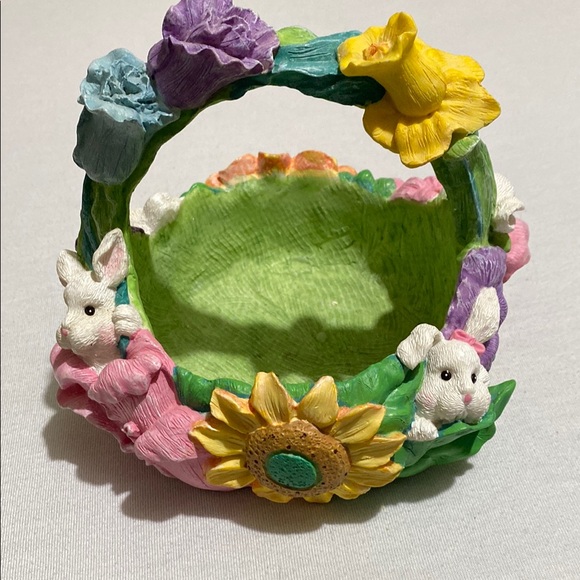 Vintage Resin Ceramic Easter Bunny Baskets Colorful Flowers Sunflowers - Picture 3 of 9